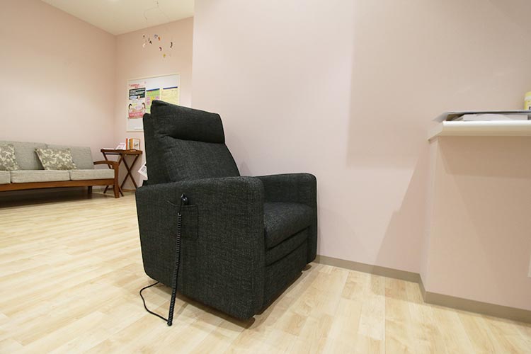 リクライニングチェア